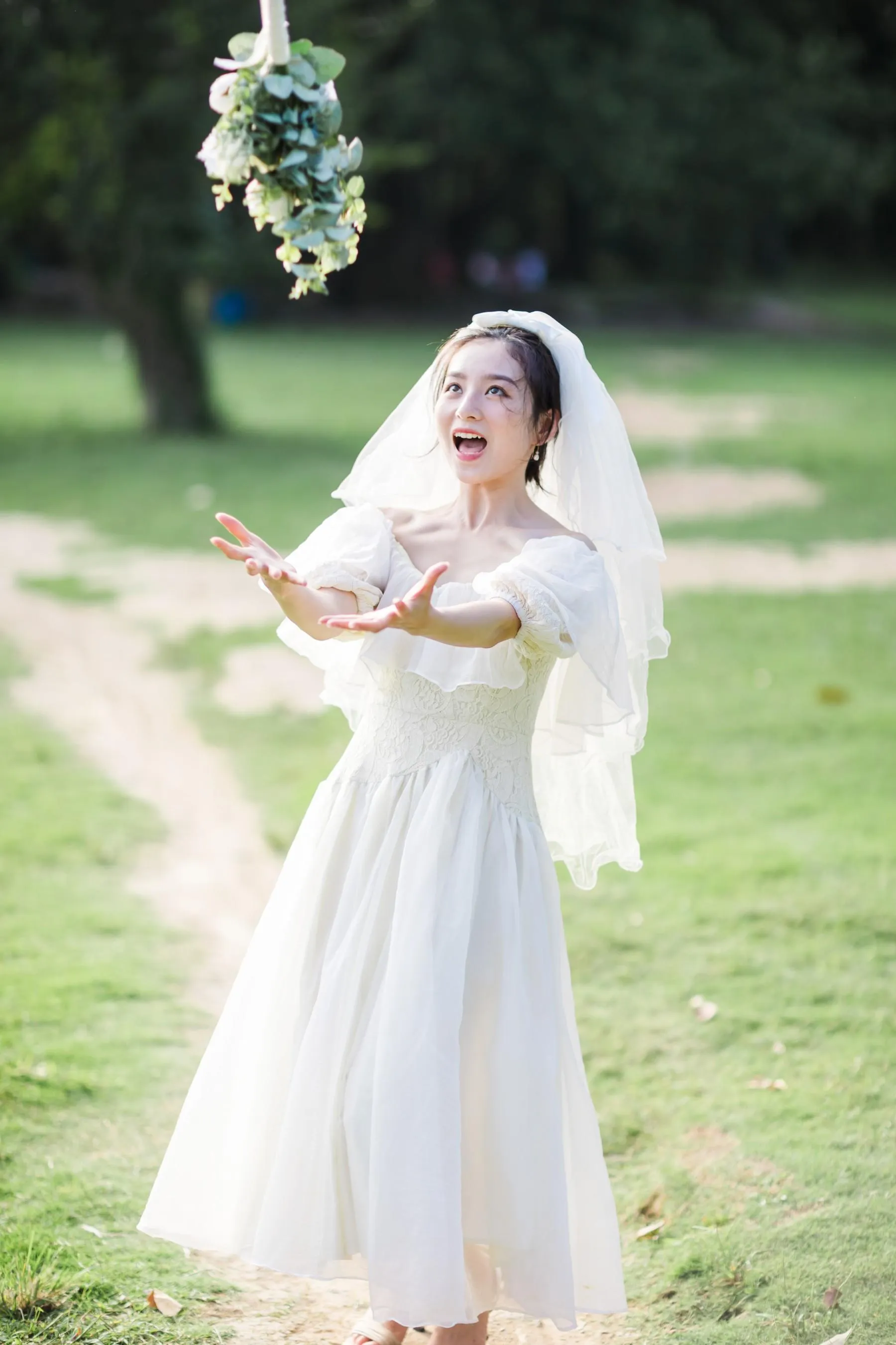[YITUYU艺图语]2021.09.10 梦中的婚礼 莎莎 [24P]插图5